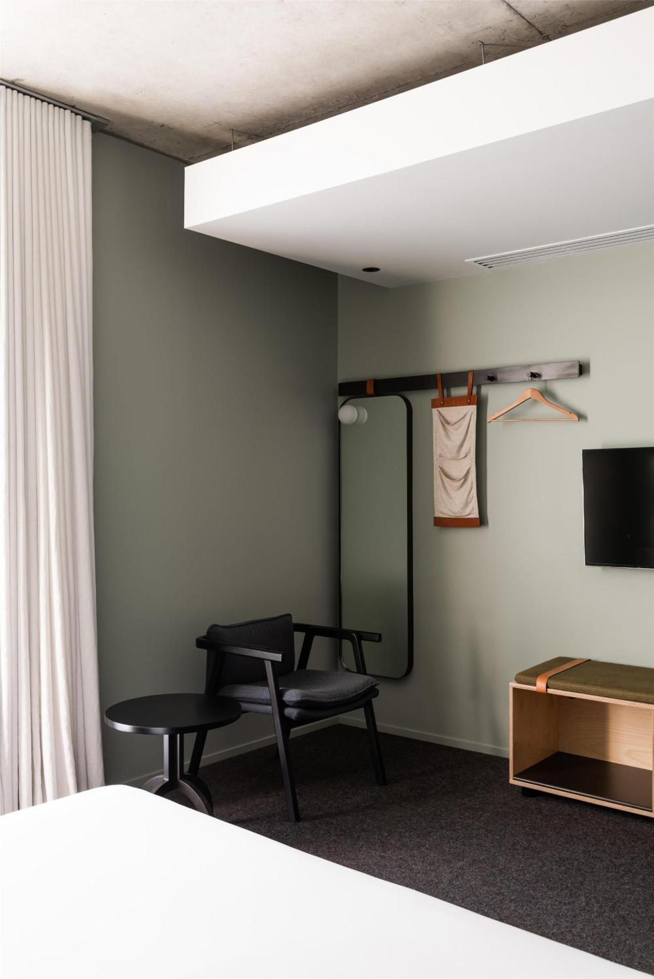 פרת'' Alex Hotel מראה חיצוני תמונה