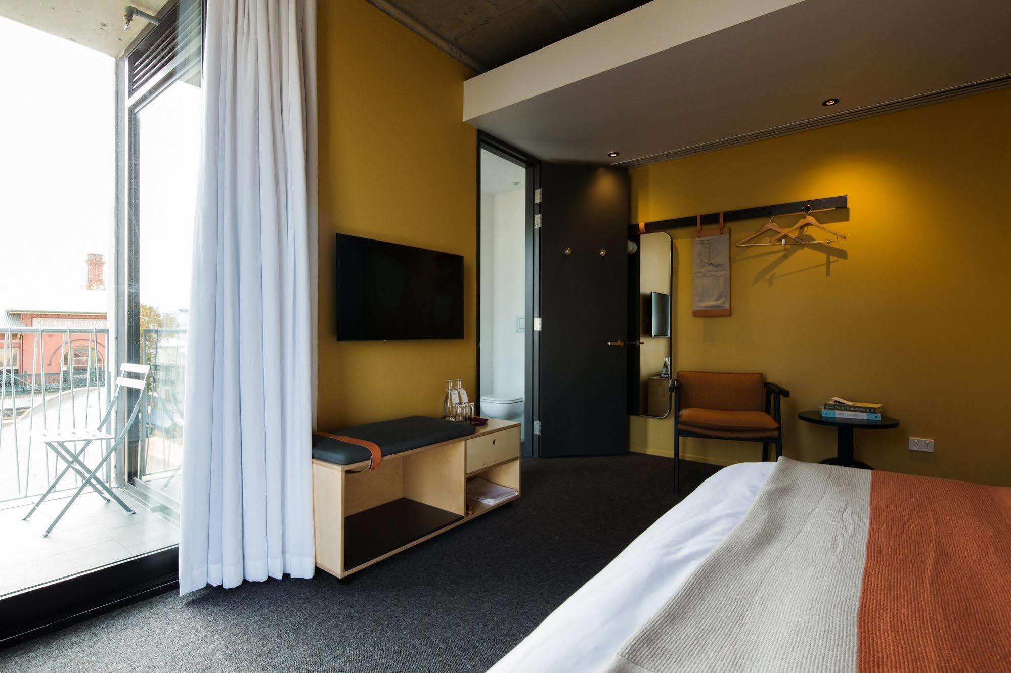 פרת'' Alex Hotel מראה חיצוני תמונה